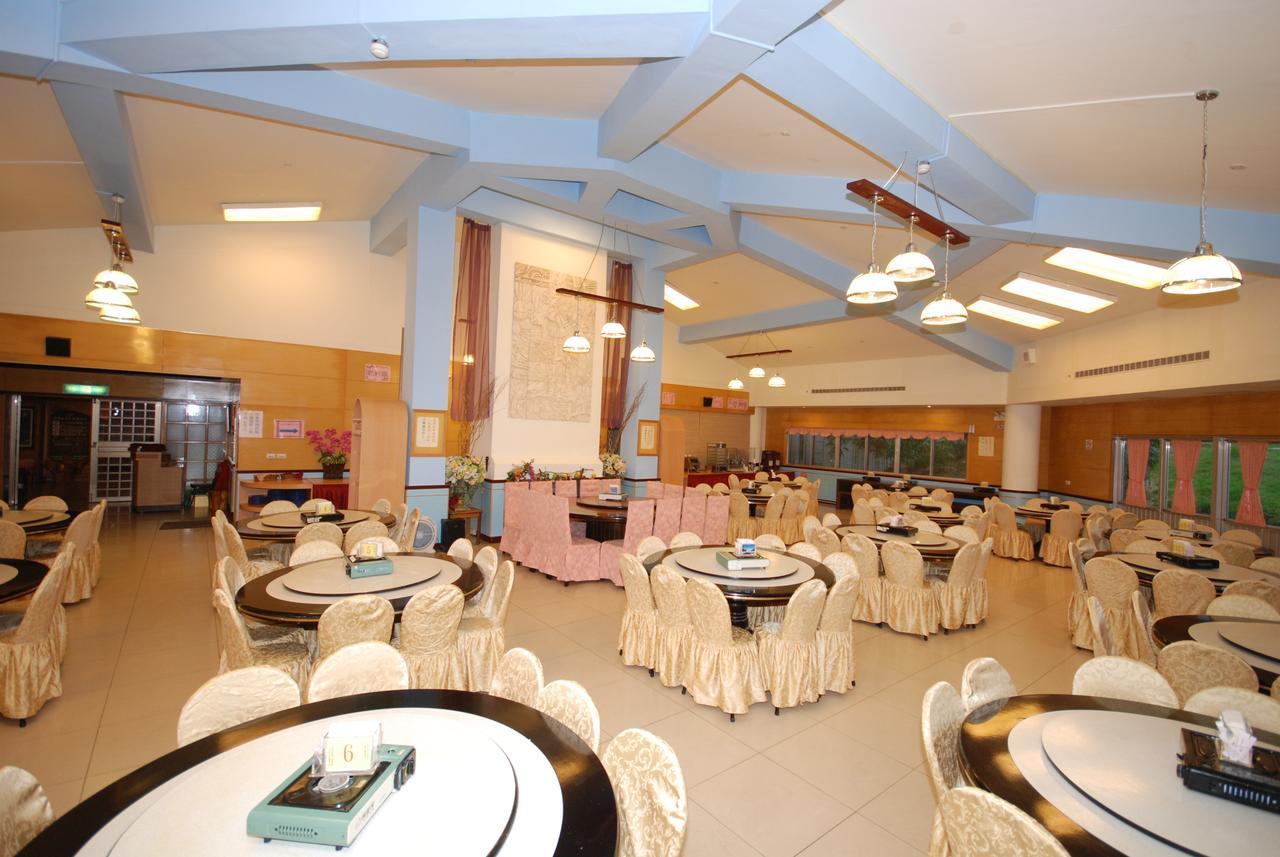 Alishan Youth Activity Center Zhongzheng  Extérieur photo