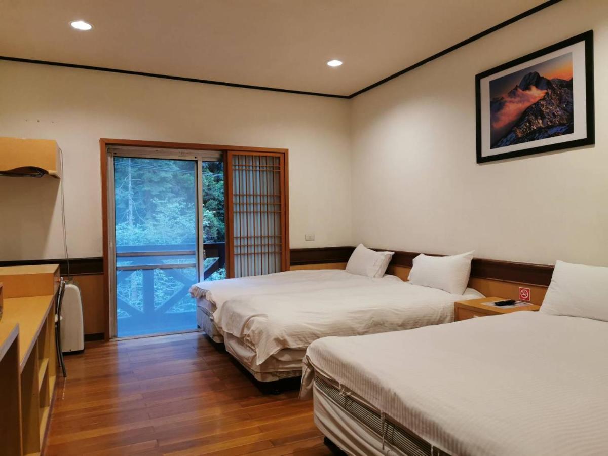 Alishan Youth Activity Center Zhongzheng  Extérieur photo